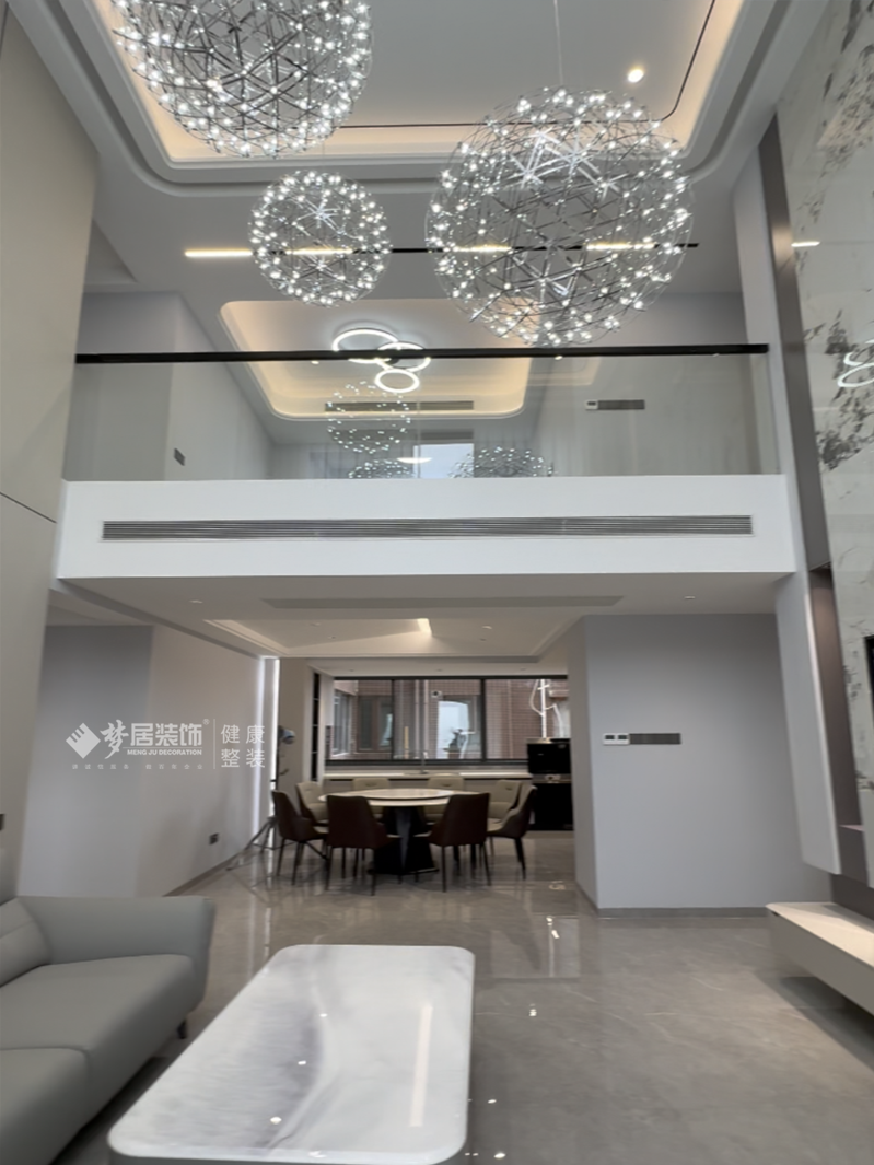 現(xiàn)代輕奢風(fēng)復(fù)式樓完工